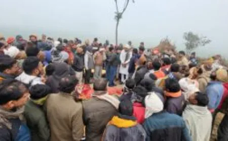 पति,पत्नी और जेठ का एक साथ अंतिम संस्कार होने के बाद गांव में पसरा मातम