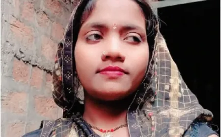 प्रेमी की प्रताड़ना से अजीज होकर विवाहिता ने की आत्महत्या