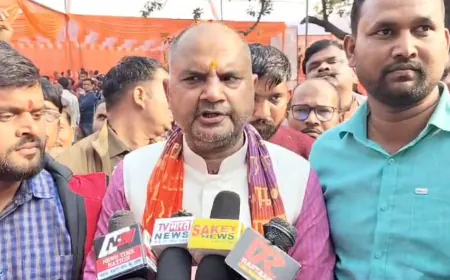 जल शक्ति मंत्री स्वतंत्र देव सिंह ने की खब्बू तिवारी की जमकर तारीफ