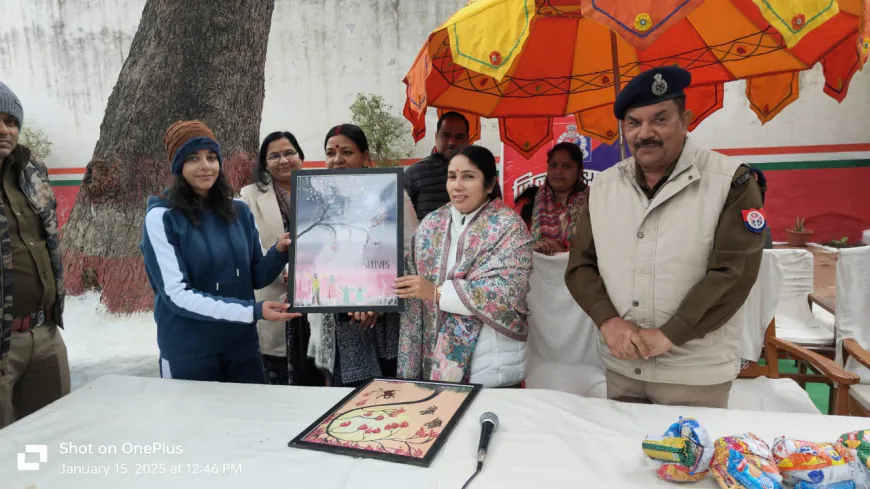 राज्य महिला आयोग की सदस्या द्वारा महिला बैरक का  किया गया निरीक्षण