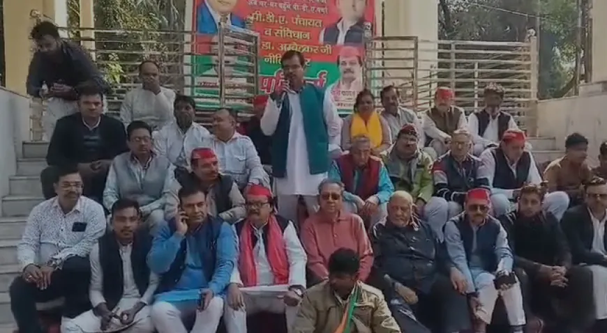 पीडीए महापंचायत का हुआ आयोजन, वार्ड और बूथ पर जाकर सपा को करेंगे मजबूत