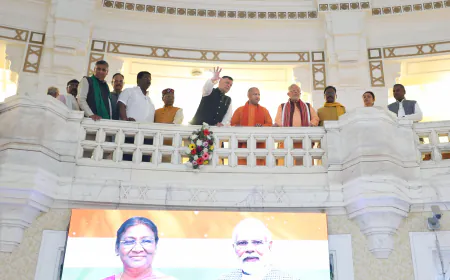 उत्तर प्रदेश विधानसभा के मुख्य द्वार का सीएम ने किया उद्घाटन, भित्तिचित्रों का किया अनावरण