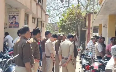 एसडीएम पट्टी के चेंबर में चली गोली बाल बाल बचे  अधिवक्ता व एसडीएम, तहसील में मचा हड़कंप