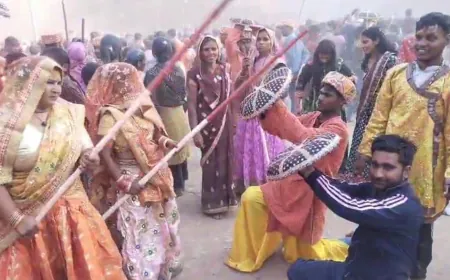 श्री कृष्ण की नगरी मथुरा में होली पर्व की मची धूम