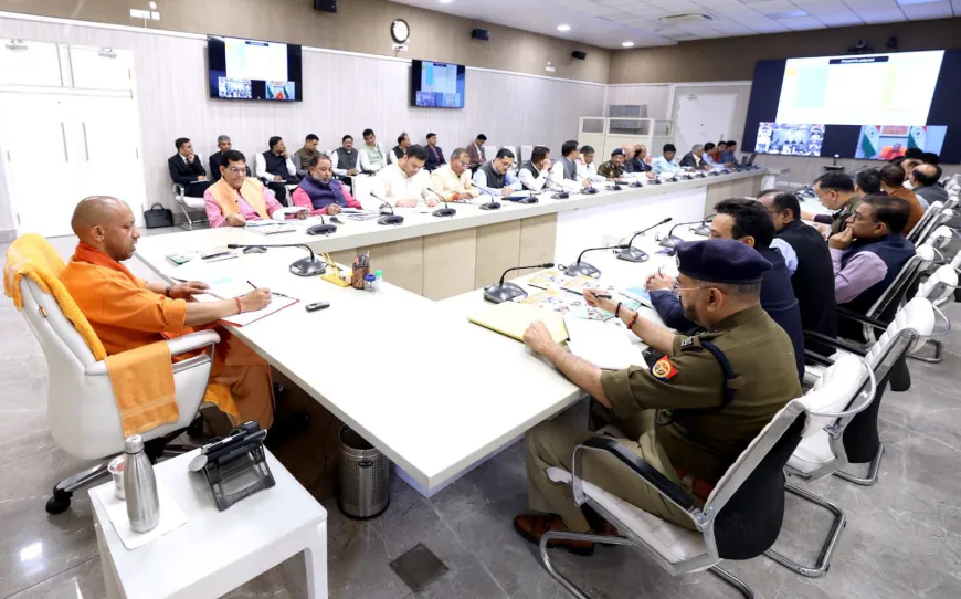 प्रदेश में सभी एक्सप्रेस-वे के दोनों तरफ फूड प्लाजा की तरह अस्पताल की करें व्यवस्था: सीएम योगी