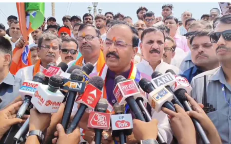 सपा, कांग्रेस बाबा साहब अम्बेडकर की दुश्मन पार्टी है।