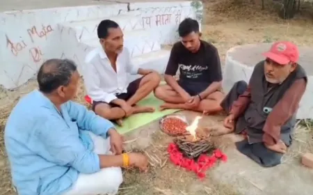 शिक्षा देने के नाम पर लूटपाट को लेकर बुद्धि शुद्धि यज्ञ का हुआ आयोजन