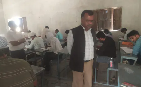 विश्वविद्यालय की चल रही परीक्षा के अंतर्गत महाविद्यालयों का कुलपति ने किया निरीक्षण