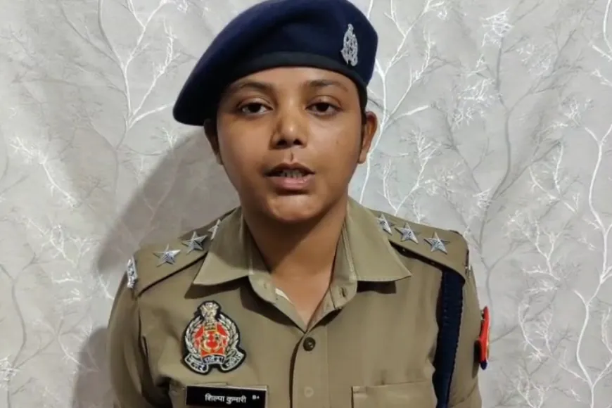 प्रेमी के साथ सम्बन्ध बनाते बहन के द्वारा देखे जाने से आहत युवती ने खाया जहरीला पदार्थ