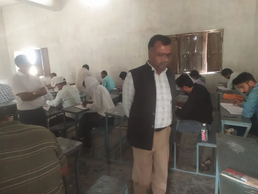 विश्वविद्यालय की चल रही परीक्षा के अंतर्गत महाविद्यालयों का कुलपति ने किया निरीक्षण