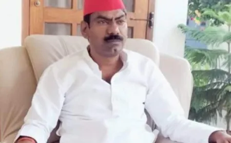 प्रतापगढ़ सपा के कार्यवाहक जिला अध्यक्ष गुलशन यादव की पत्नी सीमा यादव का मकान कुर्क