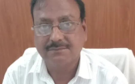 प्रकाश सिंह ने संभाला कैम्पियरगंज तहसीलदार का कार्यभार 