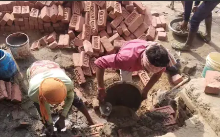 तालाबी जमीन पर जबरन अवैध कब्जे  का आरोप