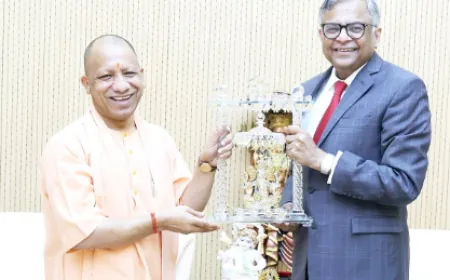 टाटा संस के चेयरमैन एन.चंद्रशेखरन ने की मुख्यमंत्री योगी आदित्यनाथ से शिष्टाचार भेंट