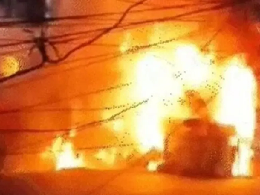 लखनऊ में सड़क पर फिर कहर, ट्रकों की भिड़ंत के बाद लगी आग, चालक की जलकर मौत