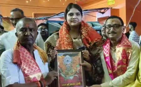 21,000 दीपों से जगमगा उठा मां बेल्हा देवी मंदिर घाट