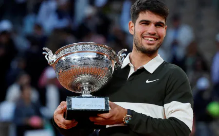 कार्लोस अल्कारेज ने रोमांचक मुकाबले में जैनिक सिनर को हराकर जीता फ्रेंच ओपन 2025