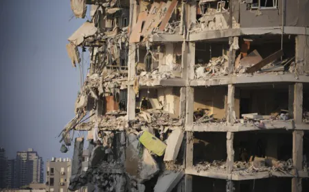 ईरान-इजरायल युद्ध : 6 दिन में 585 मौतें, सुपरसोनिक मिसाइलों का इस्तेमाल, तेहरान में हाहाकार