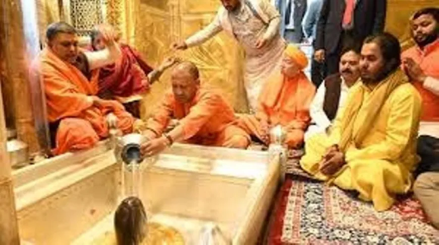 मुख्यमंत्री ने किया बाबा विश्वनाथ का दर्शन-पूजन