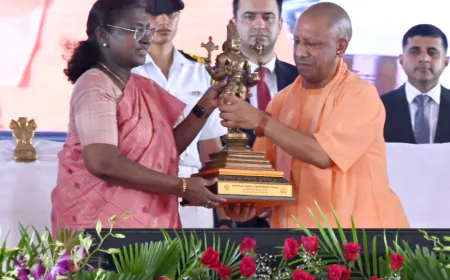 राष्ट्रपति ने की सीएम योगी के परिश्रम की तारीफ, बोलीं- उनका भाव जनता के प्रति समर्पण का है