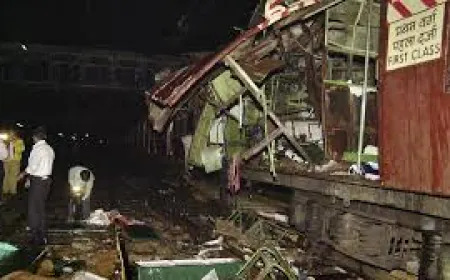 मुंबई ट्रेन धमाकों के 12 दोषी बरी: हाईकोर्ट का बड़ा फैसला, 180 मौतों वाले केस में नहीं मिले पुख्ता सबूत