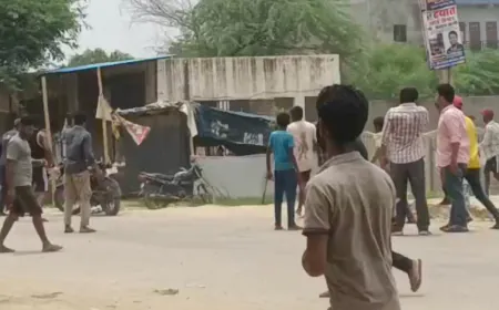 अलीगढ़ में 10 रुपये के झगड़े ने लिया हिंसक रूप: थप्पड़ से शुरू हुआ विवाद बना खूनी संघर्ष, लाठी-डंडे और पथराव में कई घायल