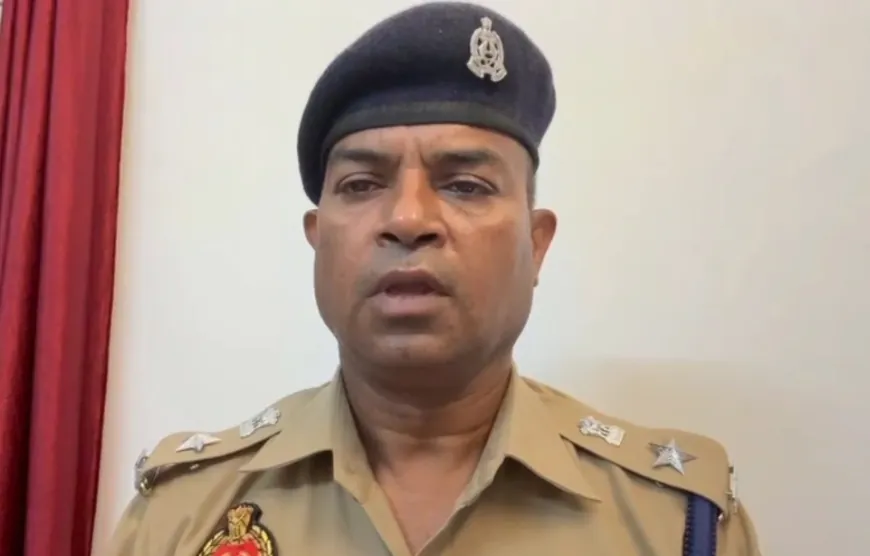 अश्लील वीडियो वायरल करने की धमकी देकर ब्लैकमेल कर रहे युवक को पकड़कर परिजनों ने की जमकर पिटाई
