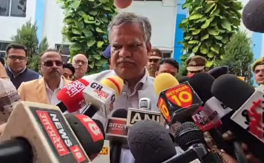 भूमि विवाद के समाधान के लिए मुख्य सचिव मनोज कुमार सिंह का बुलंदशहर दौरा, परम डेयरी को मिला अधिकार