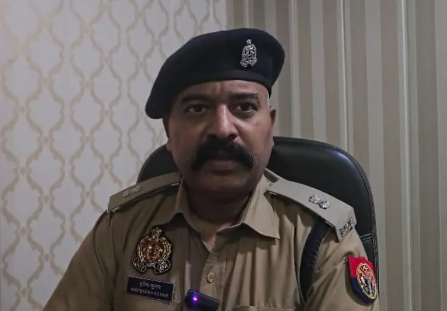 फर्जी बाबा बनकर ठगी करने वाले इम्तियाज और असगर गिरफ्तार, लाखों की नकदी और बाइक बरामद