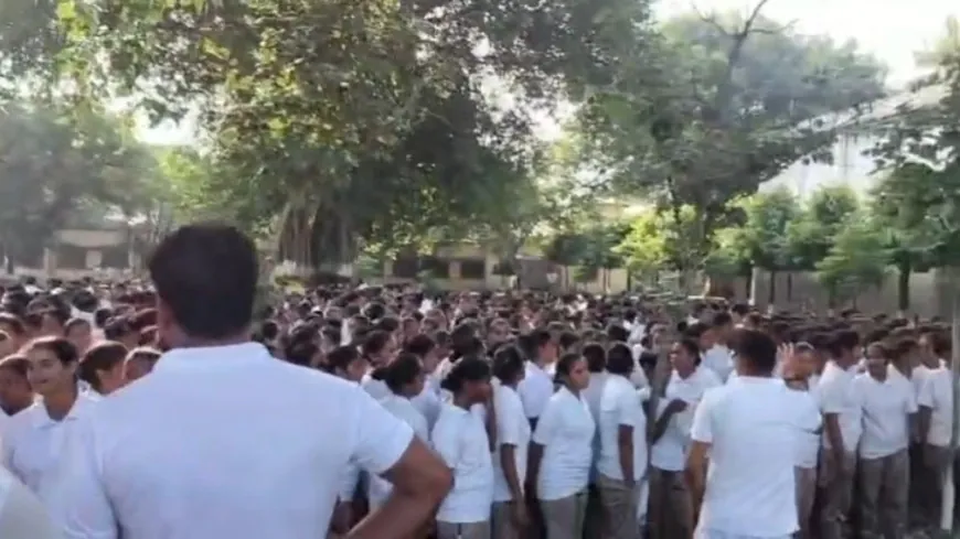 गोरखपुर पीएसी कैम्प में महिला रिक्रूट सिपाहियों का हंगामा, एक बेहोश, सुविधाओं की कमी और धन उगाही का आरोप