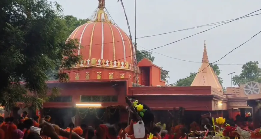 सावन के तीसरे सोमवार बाबा सेमराध नाथ धाम में उमड़ा आस्था का सैलाब, गूंजा "हर हर महादेव"