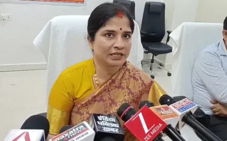 अयोध्या दौरे पर पहुंचीं राज्य महिला आयोग की सदस्य रितु शाही ने किया महिला अस्पताल का निरीक्षण