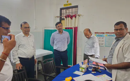 प्रमुख सचिव अनिल कुमार सागर ने ग्राम खगईजोत में लगाई चौपाल, जनकल्याणकारी योजनाओं के संतृप्तिकरण का लिया जायजा