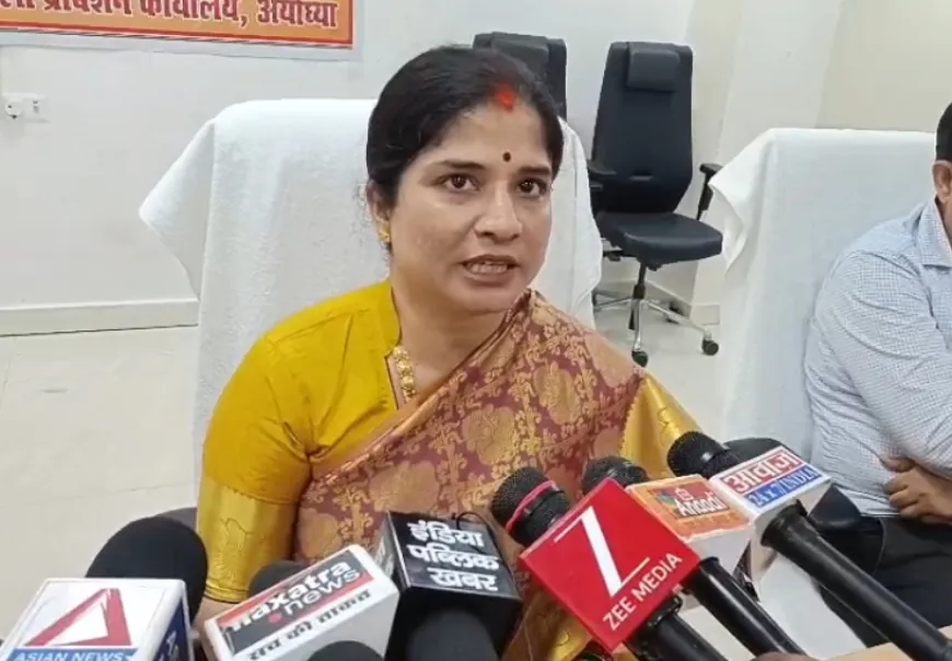 अयोध्या दौरे पर पहुंचीं राज्य महिला आयोग की सदस्य रितु शाही ने किया महिला अस्पताल का निरीक्षण