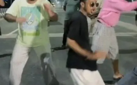 पटना की मरीन ड्राइव पर तेजस्वी यादव ने कुछ लड़को के साथ लगाए ठुमके वीडियो ने मचाया तहलका !