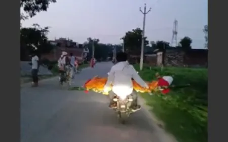 अंतिम संस्कार के लिए नहीं मिला वाहन तो बाइक पर शव लेकर मुक्तिधाम धाम को निकला युवक !