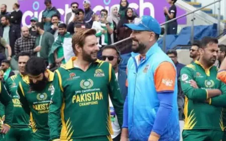 IND vs PAK Asia Cup 2025: शाहिद अफरीदी का विवादित बयान,कुछ लोग साबित करने की कोशिश में जुटे हैं कि वो भारतीय हैं!