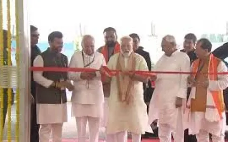 बिहार पहुंच पीएम मोदी ने किया पूर्णिया एयरपोर्ट का शुभारंभ, दी 36 करोड़ परियोजनाओं की सौगात !