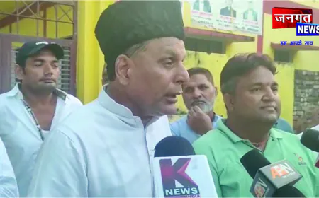 सीतापुर जेल के बाहर आज़म ख़ां समर्थकों पर पुलिस की सख्ती, 15 वाहनों का चालान