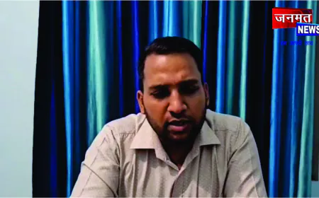 सिकंदराबाद एसडीएम की अर्दली पर खनन माफियाओं से साठगांठ का आरोप, पद से हटाया गया