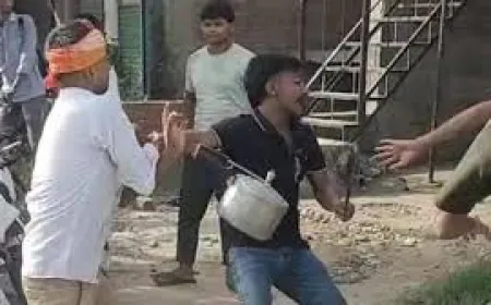 यूपी के बस्ती में एक रेस्टोरेंट में हुआ विवाद दो पक्ष आपस में भीड़े कुकर और फ्राइंग पैन से किया हमला !
