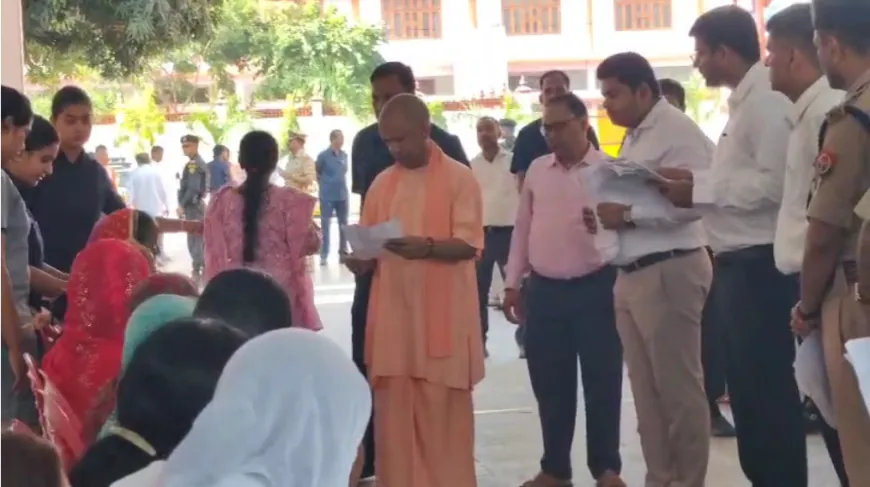 घबराइए मत, आपकी हर समस्या का कराएंगे समाधान : सीएम योगी