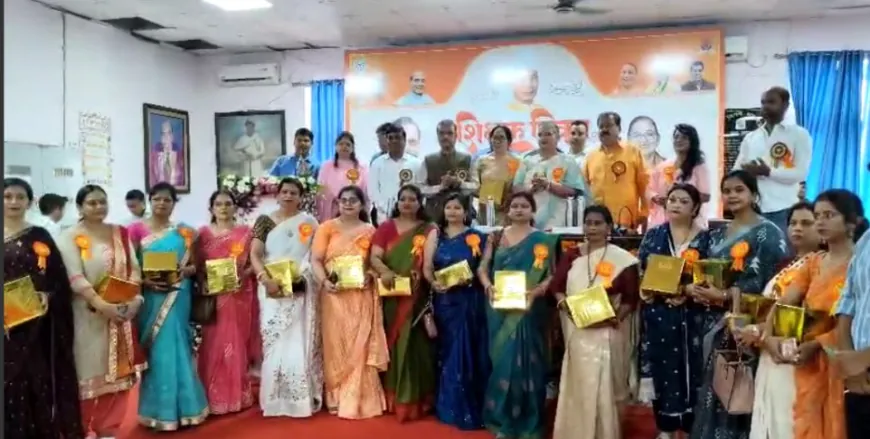 राज्यसभा सांसद और मेयर के द्वारा लखनऊ नगर निगम में मनाया गया टीचर्स डे !