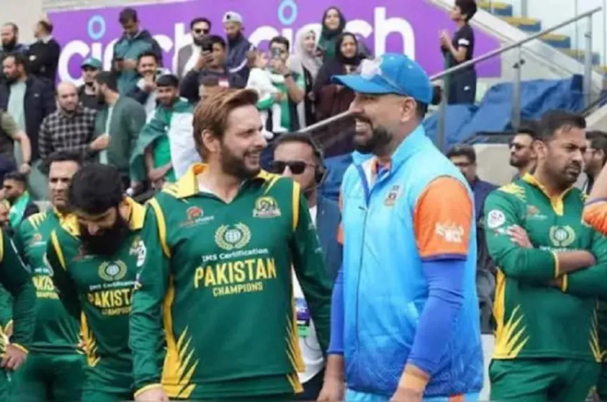IND vs PAK Asia Cup 2025: शाहिद अफरीदी का विवादित बयान,कुछ लोग साबित करने की कोशिश में जुटे हैं कि वो भारतीय हैं!