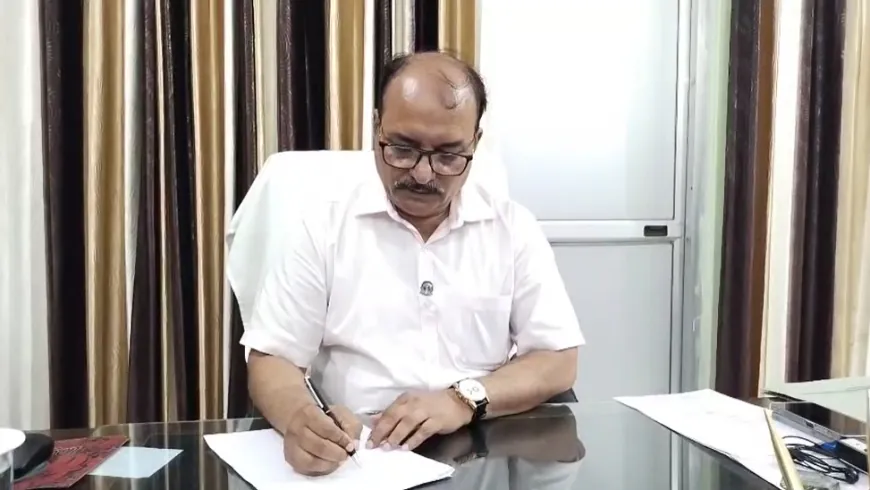 फतेहपुर में अवैध कोयला भट्ठियों और आरा मशीनों पर वन विभाग की बड़ी कार्रवाई, आठ भट्ठियां नष्ट, आरा मशीन सीज