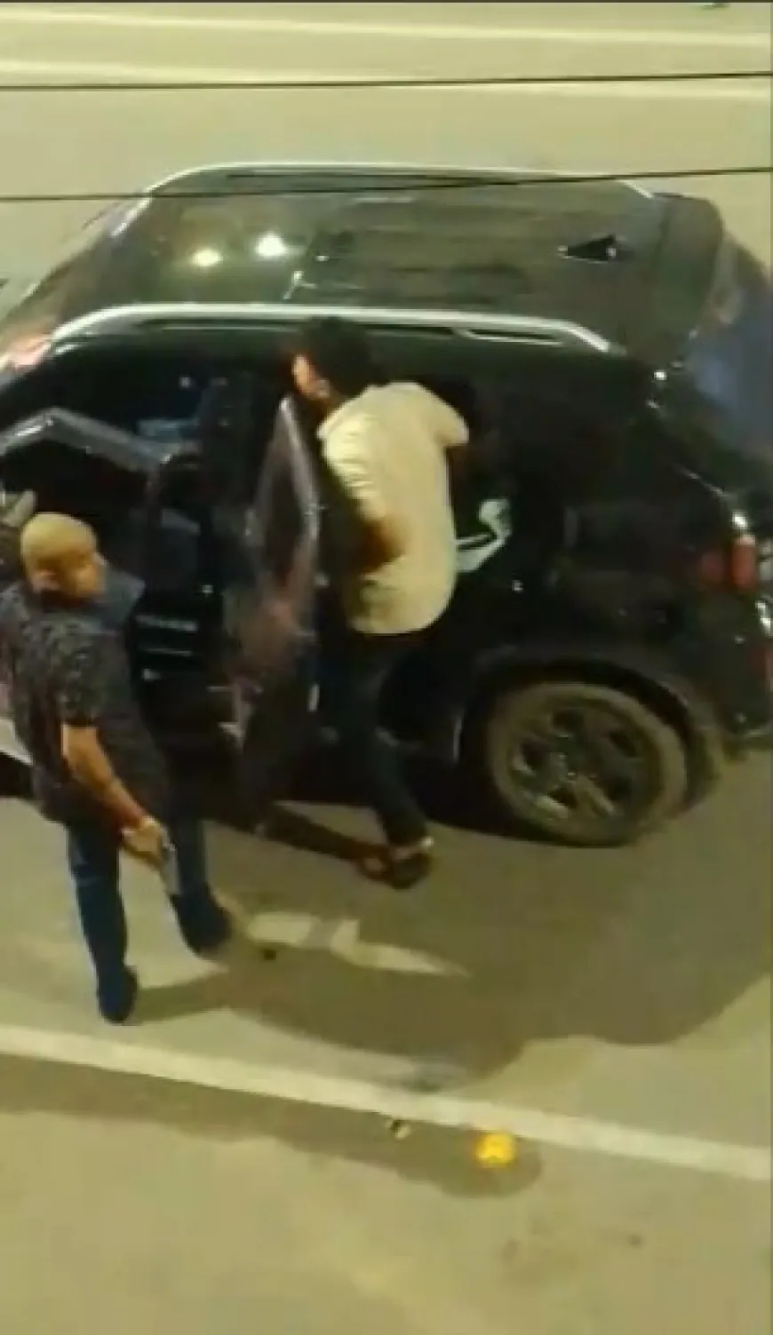 कार से आए बदमाशों ने फायरिंग कर फैलाई दहशत,बालू पर पेशाब करने से मना करने पर वारदात को दिया अंजाम !