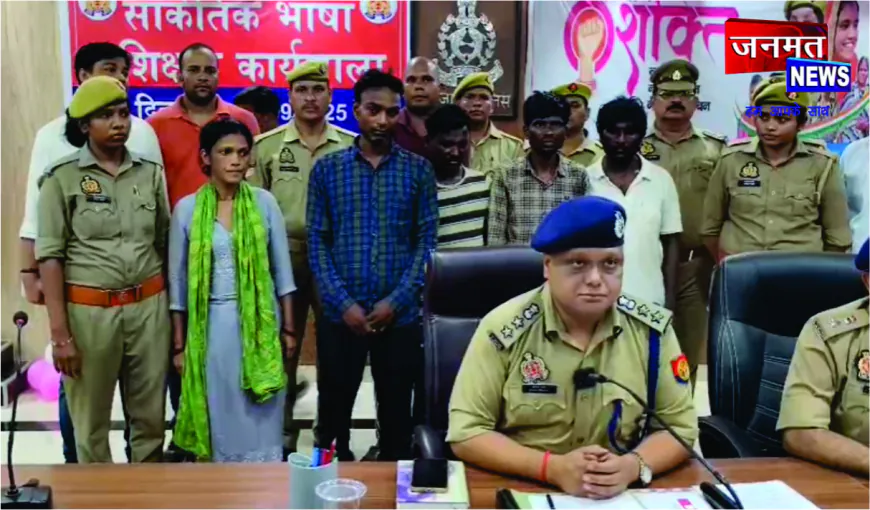 मां दुर्गा पर आपत्तिजनक गाना वायरल करने वाली बिरहा गायिका सरोज सरगम समेत छह गिरफ्तार