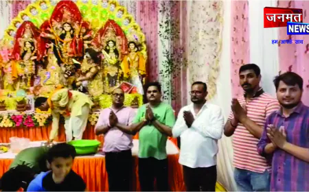 राम नगरी अयोध्या में दुर्गा पूजा महोत्सव की धूम, भव्य पंडालों और शोभायात्रा की तैयारियां जोरों पर