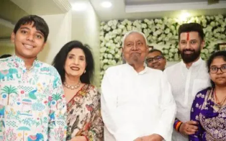 छठ के बहाने नितीश पहुंचे चिराग पासवान के घर क्या नितीश चल रहे कोई नई चाल !