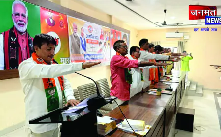 अमेठी में आत्मनिर्भर भारत के संकल्प के साथ युवा सम्मेलन संपन्न